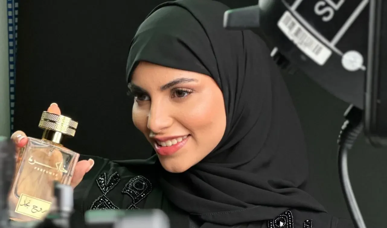 حملة رقمية لعطور ذاكرة في اليوم الوطني – تسويق مبتكر